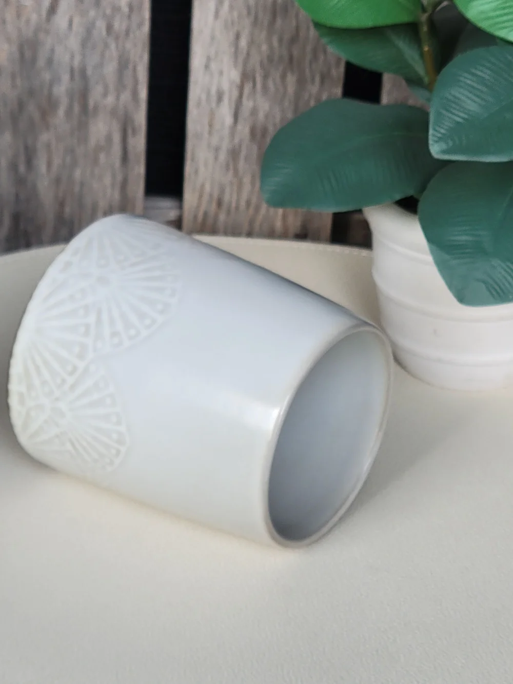Hearth & Hand Cream White Ceramic Patterned Mug Etched Fan Motif - Picture 6 of 8